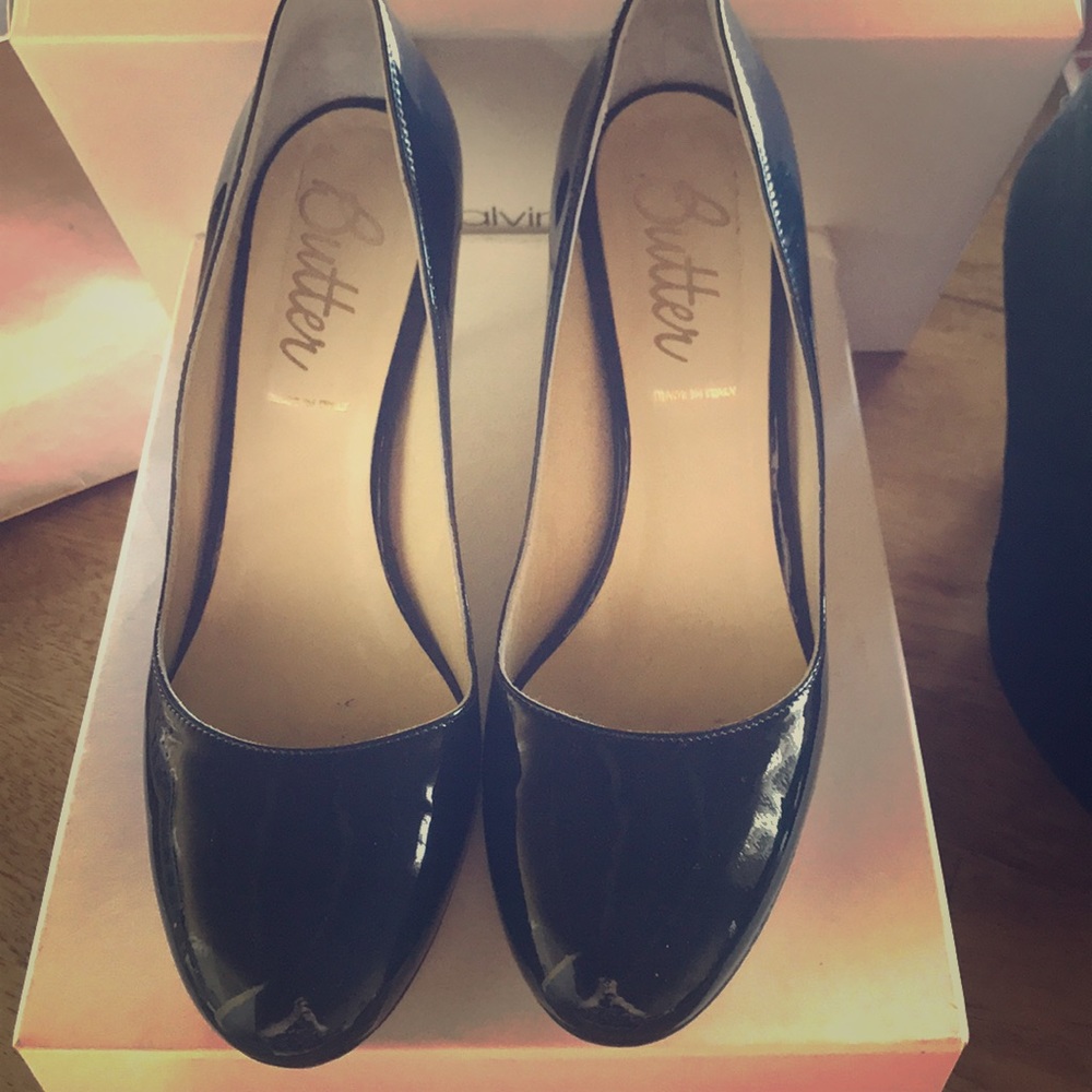 Butter Patent Navy Shoes